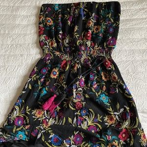 Black floral tube top mini